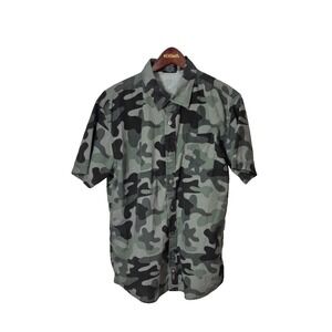 Southpole Shirt‎ Mens L Olive Green Camouflage Short Sleeve Button Up